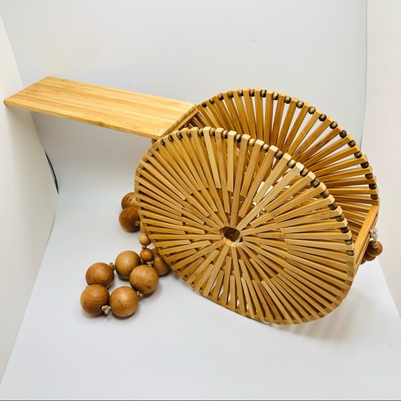 Bamboo Round Shoulder Bag - Picture 6 of 12